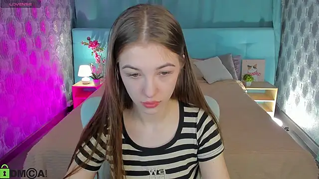 Snapshot of Miss_Shanel chatting on 04-25-26, 01:08 Miss Shanel online show from 04-25-26, 01:08