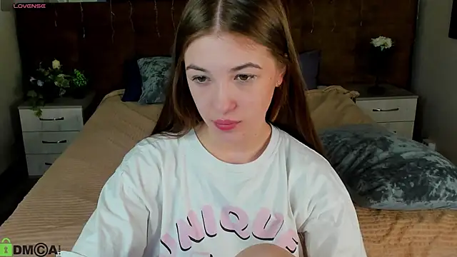 Snapshot of Miss_Shanel chatting on 04-28-26, 02:27 Miss Shanel online show from 04-28-26, 02:27