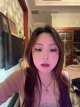 thelittlexx online show from 04-15-26, 08:09