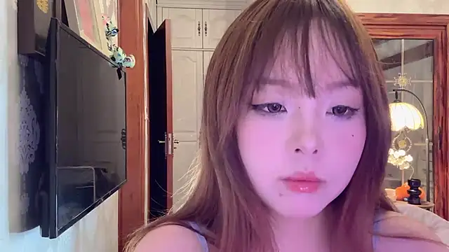 thelittlexx online show from 05-12-26, 12:11