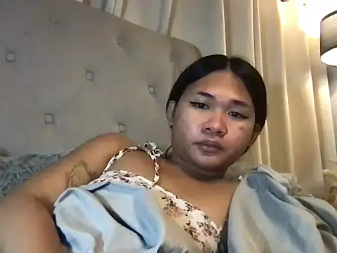 QUEEN ASTRAL TRAVEL online show from 03-28-26, 05:58