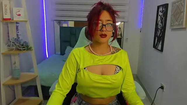 Sara Red X online show from 06-22-26, 03:25