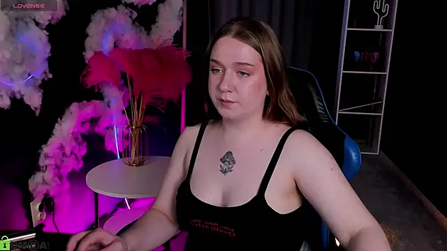 Lilit Sinful online show from 04-21-26, 11:17