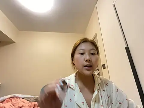 tutu512 online show from 04-19-26, 02:51