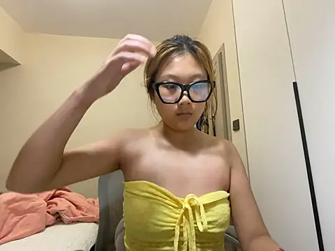 tutu512 online show from 06-23-26, 01:09