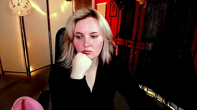 KathyBriggs online show from 05-21-26, 05:05