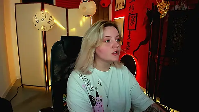 KathyBriggs online show from 05-10-26, 05:11