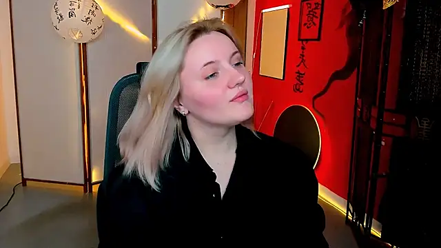 KathyBriggs online show from 05-03-26, 05:12