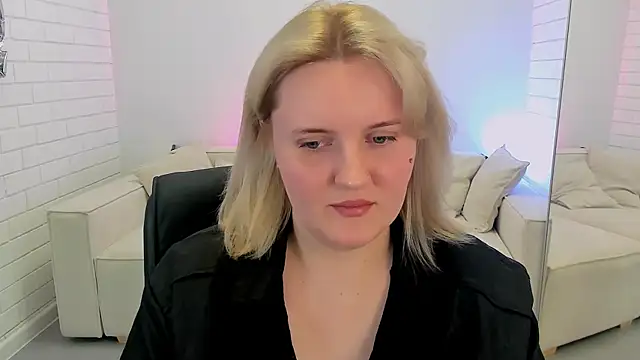 KathyBriggs online show from 04-03-26, 05:36