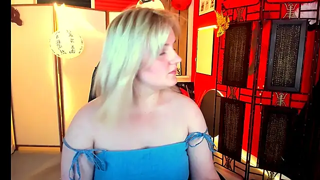 KathyBriggs online show from 06-15-26, 09:31