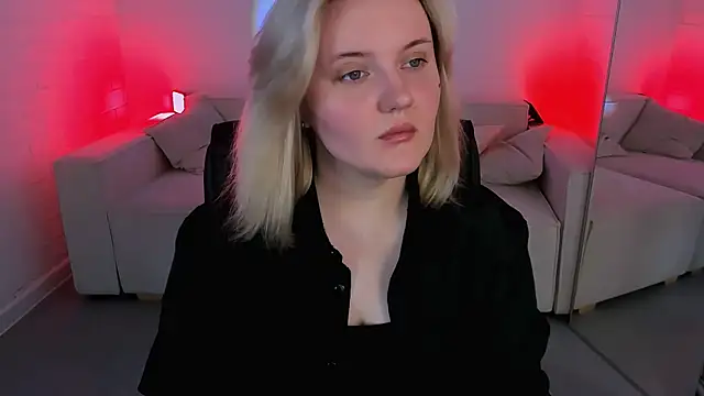 KathyBriggs online show from 04-05-26, 05:25