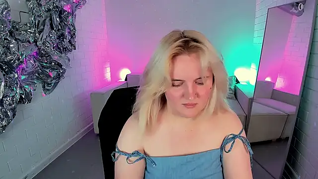 KathyBriggs online show from 06-11-26, 05:04