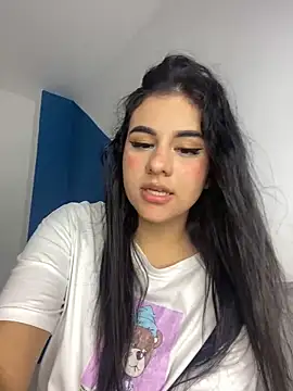 Gabyfosterr   online show from 04-05-26, 02:51