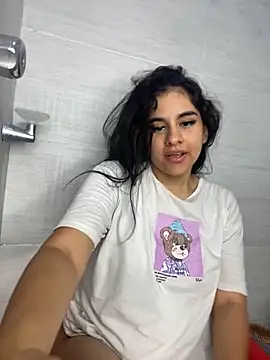 Gabyfosterr   online show from 04-05-26, 05:41