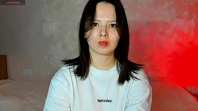 miss teasee online show from 04-30-26, 10:11