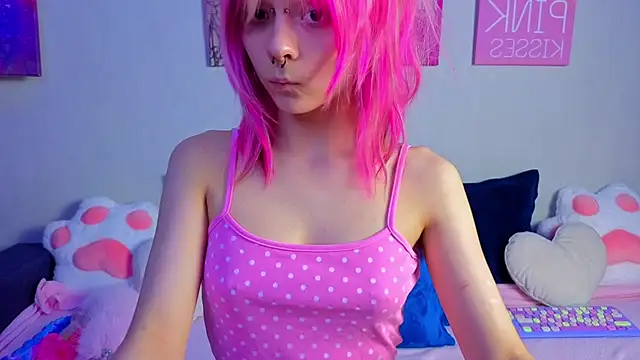 PerryKitty online show from 06-24-26, 05:11