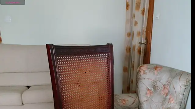 Snapshot of aquamarine_hot chatting on 06-15-26, 01:44 aquamarine hot online show from 06-15-26, 01:44
