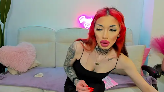 Cassy-Foxy online show from 04-23-26, 05:47
