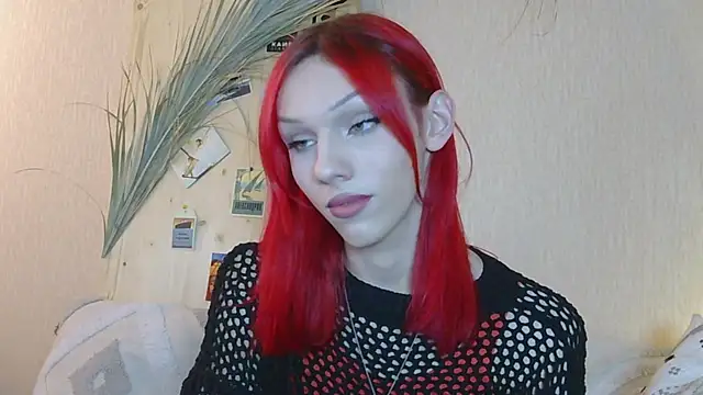 Kirana Hayes online show from 04-15-26, 01:26