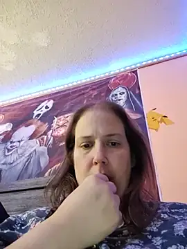 023thickandjuicy07 online show from 06-19-26, 02:39