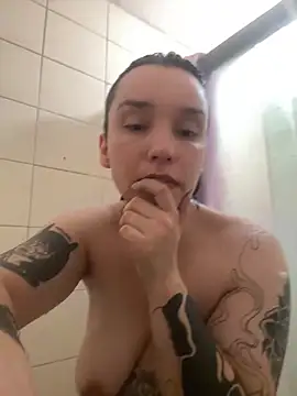 BestBrazilianGirlfriend online show from 06-19-26, 09:42