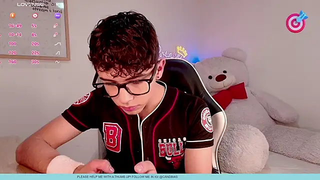 Snapshot of niico_prince chatting on 05-31-26, 09:59 niico prince online show from 05-31-26, 09:59