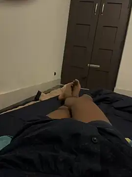 Snapshot of like_a_nud chatting on 03-27-26, 07:04 like a nud online show from 03-27-26, 07:04