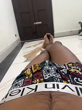 like a nud online show from 04-21-26, 05:19