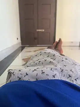 Snapshot of like_a_nud chatting on 04-05-26, 11:50 like a nud online show from 04-05-26, 11:50