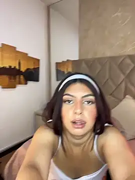 Cinthia Cortes online show from 03-27-26, 08:10