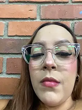 victoria luxx  online show from 03-27-26, 08:21