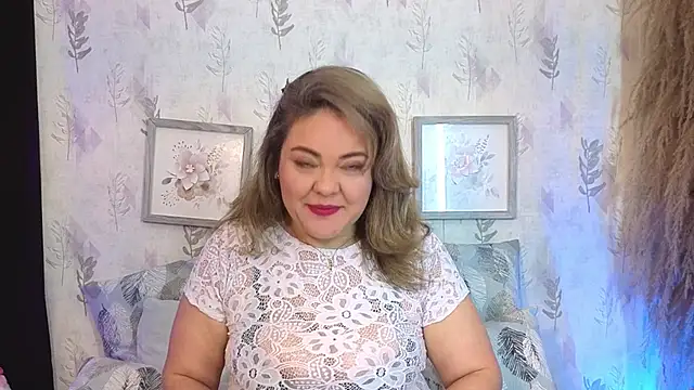 Natashablade   online show from 05-13-26, 11:39