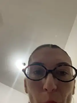 kimberlysnow11 online show from 05-12-26, 05:15