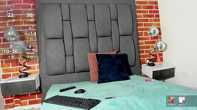 Snapshot of luxuryheavenn chatting on 05-04-26, 08:55 luxuryheavenn online show from 05-04-26, 08:55