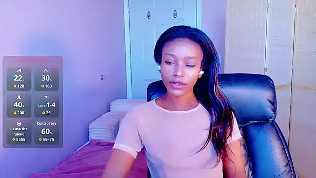 Amber Fae online show from 05-12-26, 01:46