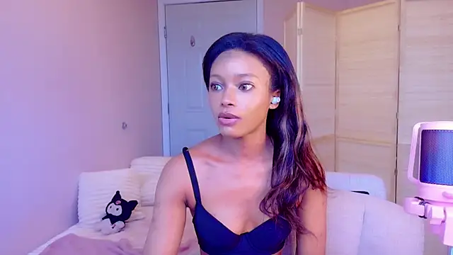 Amber Fae online show from 04-19-26, 12:11