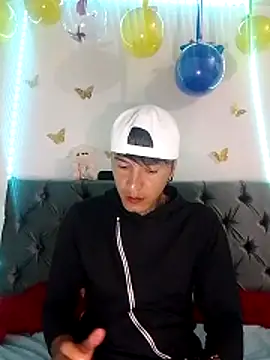 ANDRES URRIETA online show from 04-06-26, 10:27