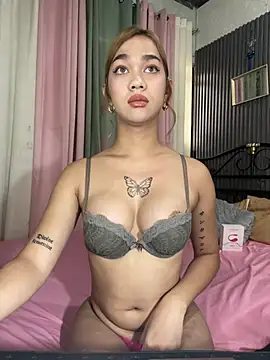 xElisParadisex online show from 06-05-26, 03:33