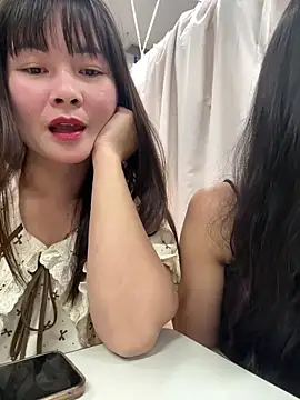 Naked-xx online show from 06-10-26, 11:55