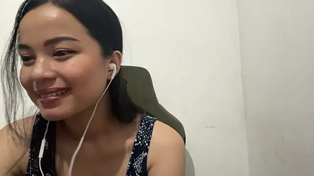 ChristenaShogren online show from 04-15-26, 02:32