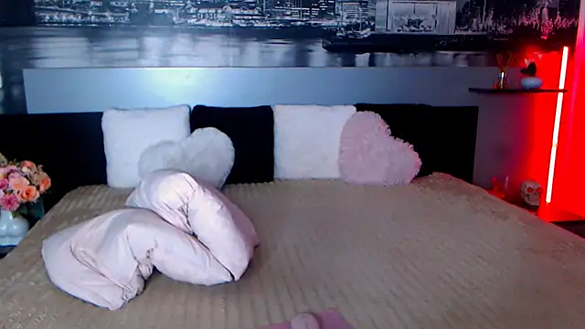 AnneAme online show from 05-01-26, 05:45