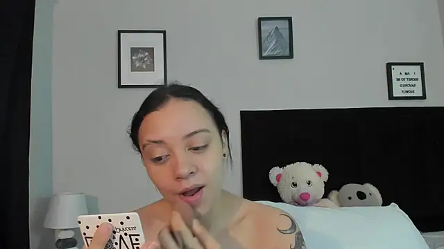 LyriaandSab online show from 03-27-26, 07:15