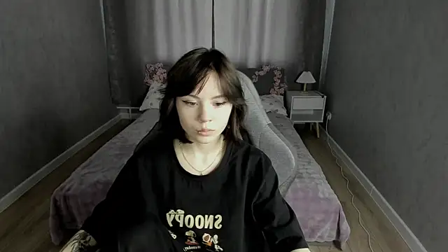 Loly Cuttie online show from 05-21-26, 09:06