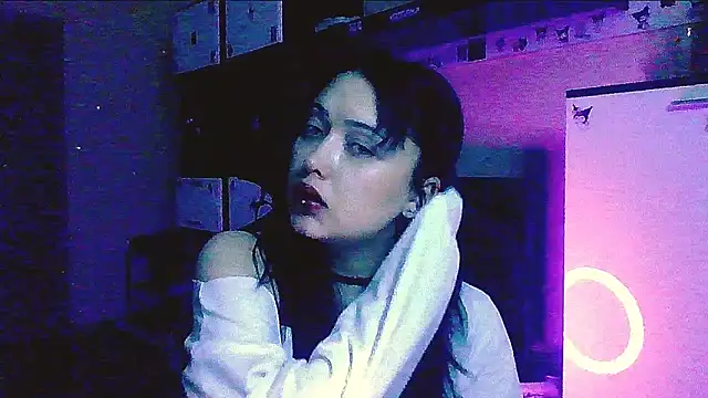 Katarina Fox  online show from 03-26-26, 12:25