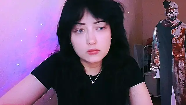 Katarina Fox  online show from 03-31-26, 11:12