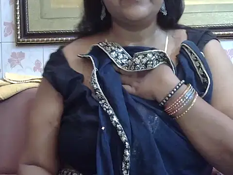 SweetRashii online show from 07-15-26, 07:15