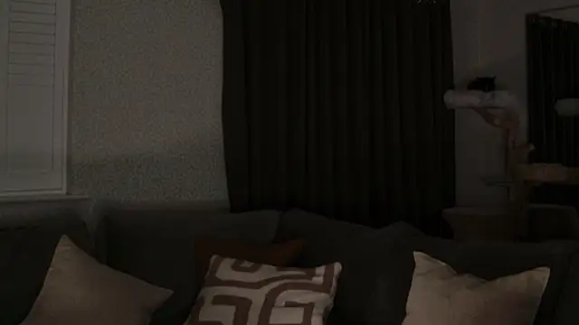 WhereisAlice online show from 04-12-26, 02:59