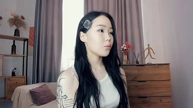 Amai Tsumi online show from 05-25-26, 07:18