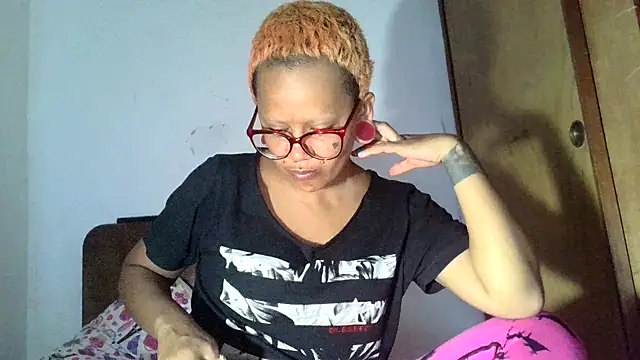xblackstarX1 online show from 06-21-26, 10:48