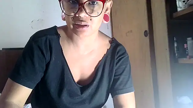 xblackstarX1 online show from 06-18-26, 09:09